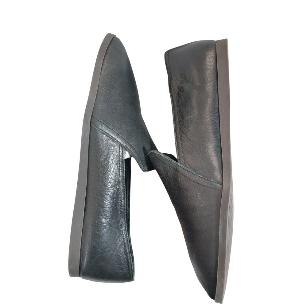 LUCKY BRAND! BLACK GENUINE LEATHER 'NO HEEL" SLEEK & CHIC LOSFER FLATS! SZ 8.5M - Picture 7 of 10